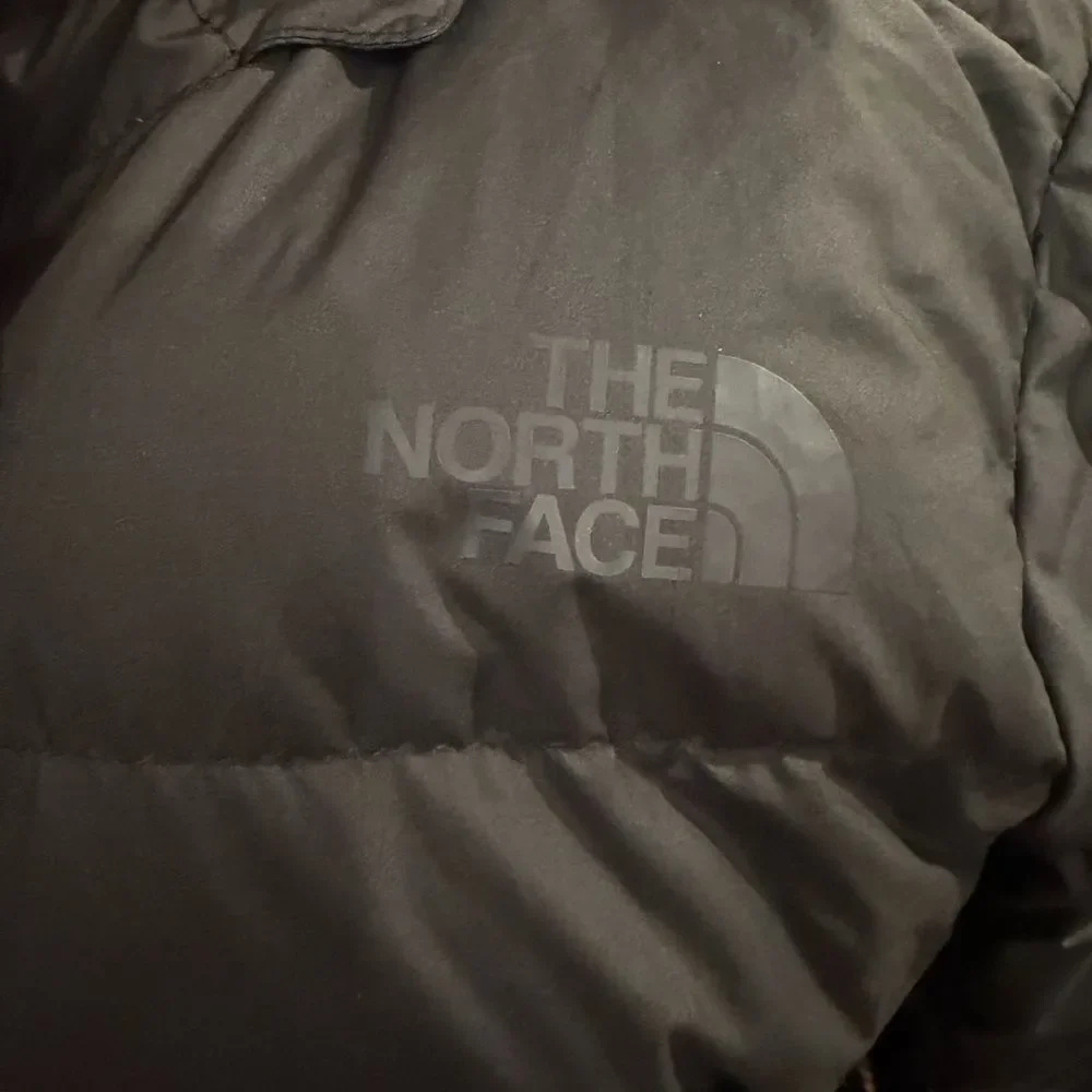 The North Face Black Down Puffer Jacket - Size Small - Picture 5 of 8
